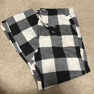 Old navy size XL Buffalo print - unisex